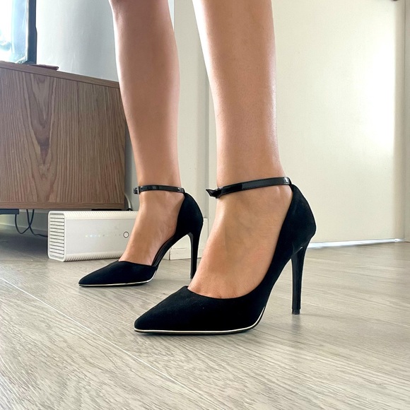 Call it spring black pumps - Picture 2 of 8